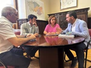 Cedillo muestra su apoyo a las iniciativas de los pueblos de Toledo para hacer más atractiva la vida en el mundo rural