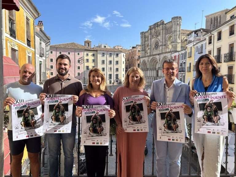 Cerca de 20 clubes de piragüismo de toda España se dan cita este domingo en Cuenca en el XXIII Torneo de Puente a Puente