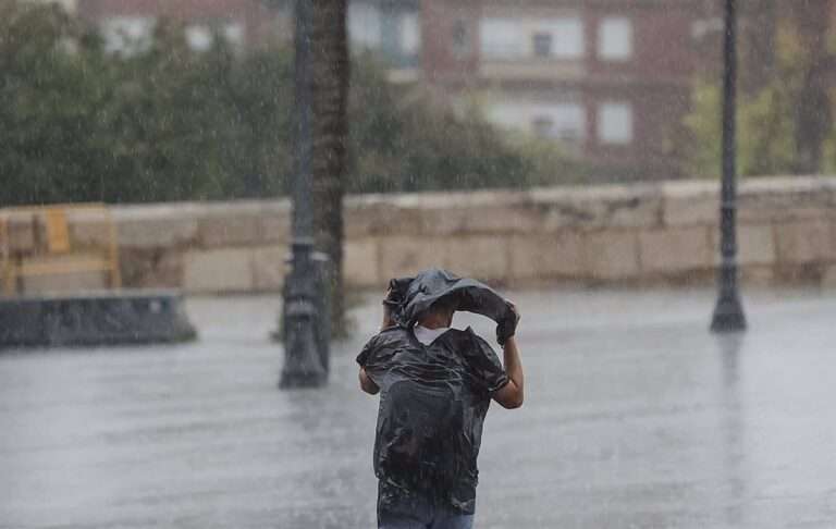 Una DANA el viernes y otra el lunes hará que las lluvias sigan en la mitad norte peninsular hasta la próxima semana