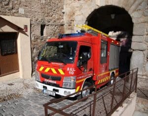 Sucesos.- Un falso aviso de fuego en un edificio de cuatro plantas en Toledo alerta a Policía Local y bomberos