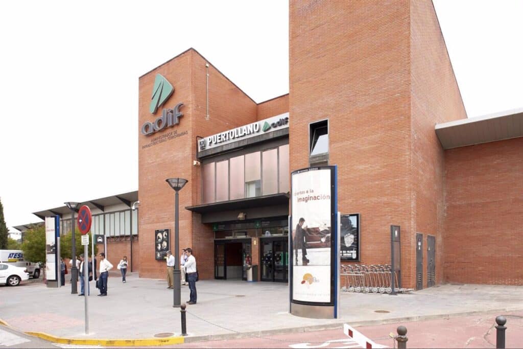 Herido grave un joven de 24 años con un arma blanca en la estación de AVE de Puertollano