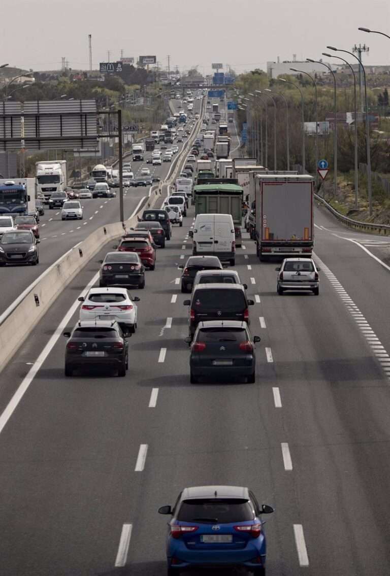 Reabierto el tráfico en la A-4 en dirección a Andalucía tras tres horas de interrupción por un accidente