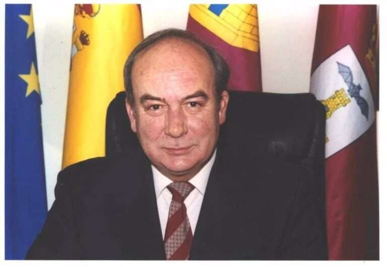 Unanimidad en el pleno para que el exalcalde Manuel Pérez Castell tenga la Medalla de Oro de Albacete a título póstumo