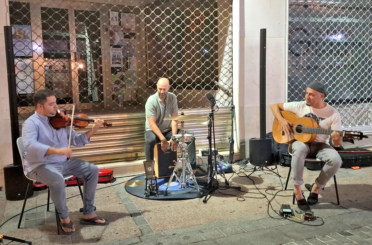 Imanol García Trío Clausura el Verano con un Encuentro de 'Música en la Calle' 1