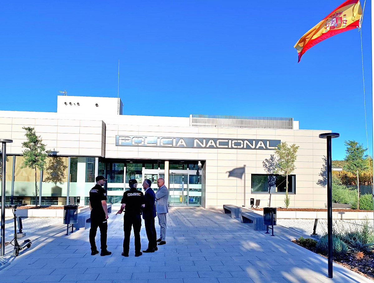 Miguel Ángel Ruiz Aboga por la Seguridad y Atención al Ciudadano con la Inauguración de la Nueva Comisaría en Puertollano 1