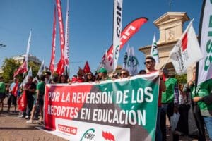 Unos 7.000 docentes secundan la huelga en C-LM según los sindicatos convocantes, que no descartan seguir movilizándose