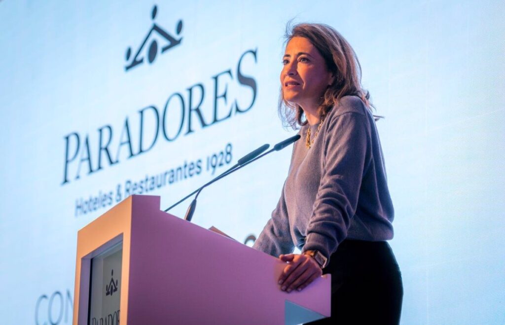 La presidenta de Paradores confía en abrir "lo antes posible" el de Molina pero "cuando esté en perfectas condiciones"