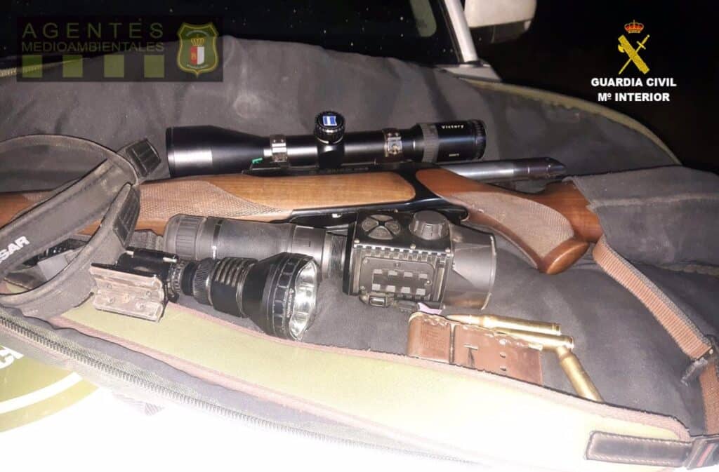 Localizan a un cazador furtivo en el 'Campichuelo' conquense que actuaba con un rifle en horario nocturno