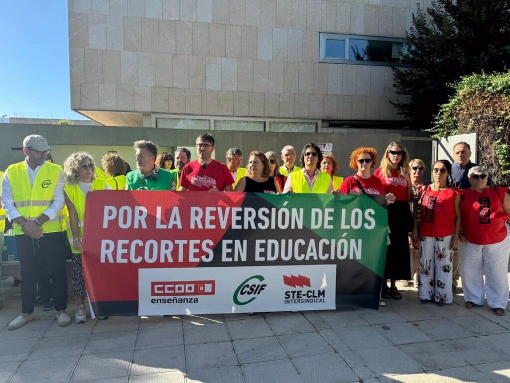 STE, CSIF y CCOO calientan motores para la huelga del profesorado y avisan al gobierno de Page: "Nos sobran los motivos"