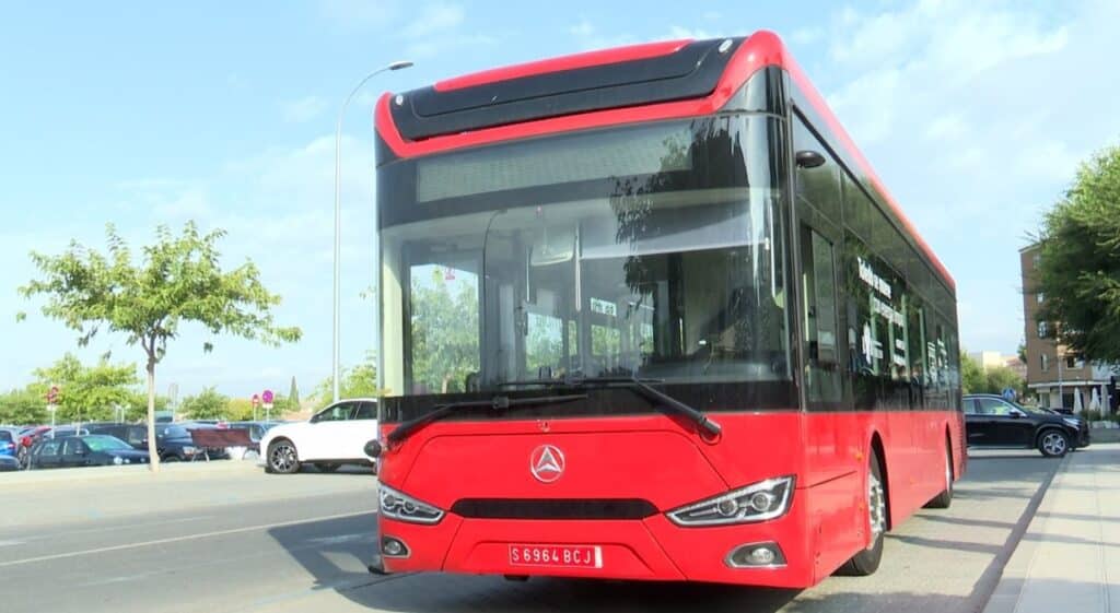 VÍDEO: Toledo contará con 3 autobuses eléctricos con autonomía de 400 kilómetros y 17 horas de servicio continuo