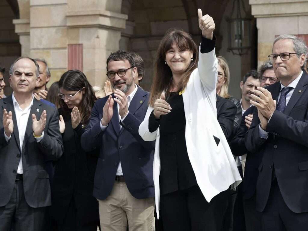 Puigdemont anuncia la creación de tres secretarías dentro de Junts para satisfacer a Laura Borràs 9 Puigdemont anuncia la creación de tres secretarías dentro de Junts para satisfacer a Laura Borràs 9