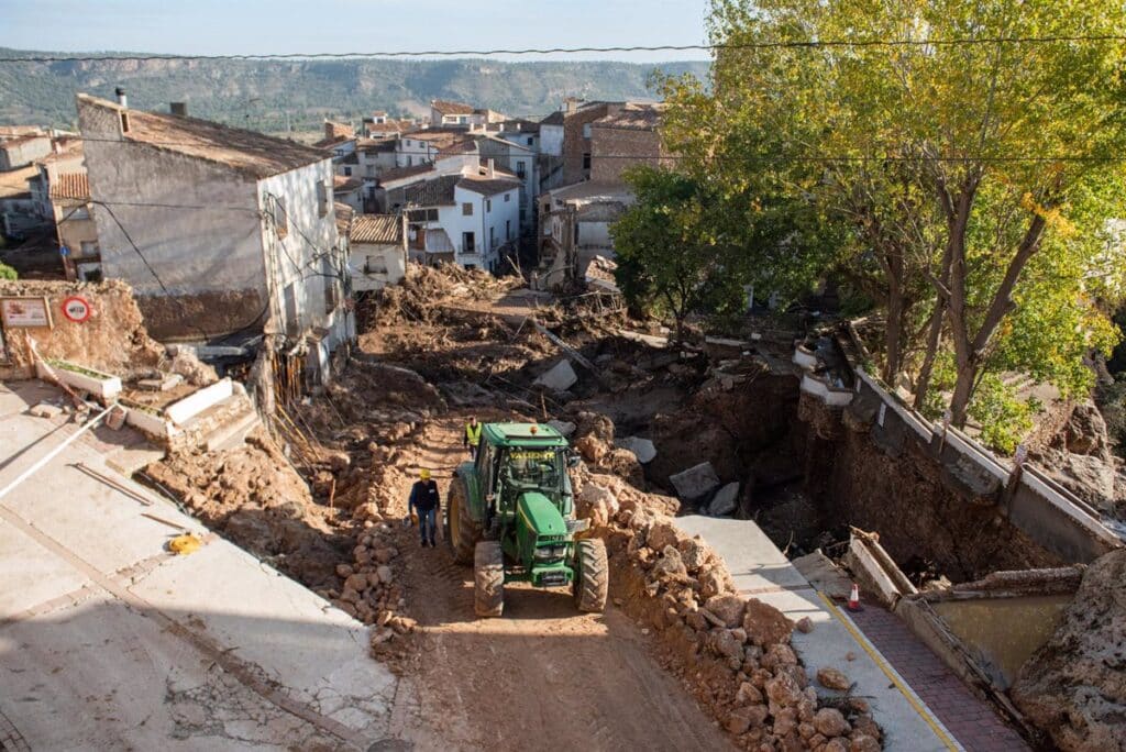 Cantero de Letur se compromete con la recuperación del pueblo: "Letur sigue en pie. Letur va a renacer"