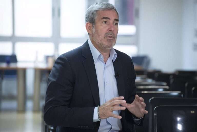 VÍDEO: Clavijo sobre aeropuerto de Ciudad Real para migrantes: "Depende de las condiciones con las que vayas a albergar"