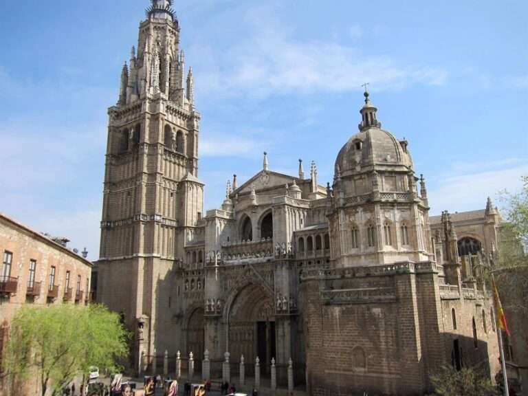 PP llevará al Senado declarar el VIII Centenario de la Catedral de Toledo Acontecimiento de Excepcional Interés Público
