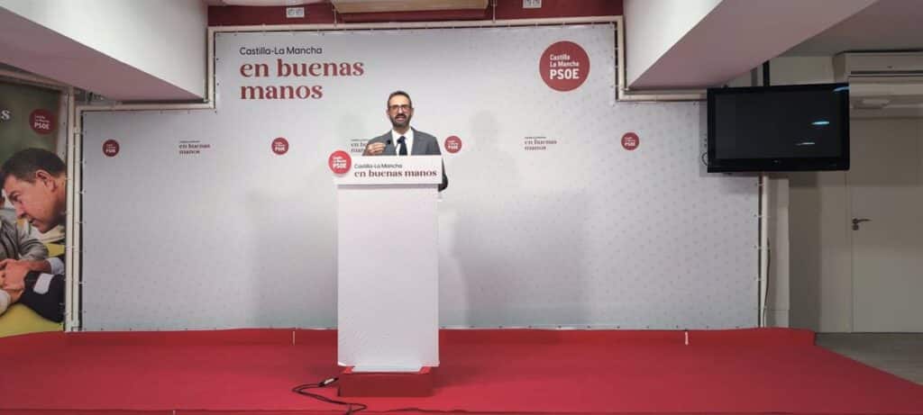 PSOE suspende la tramitación de la reforma del Estatuto hasta que el PP no retire su enmienda a la reforma electoral