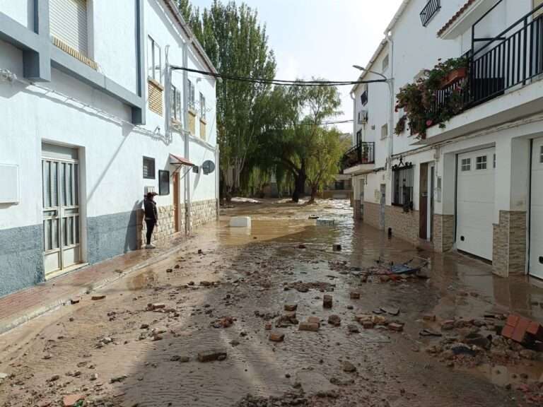 El alcalde de Toledo muestra sus condolencias y se pone a disposición de los municipios afectados