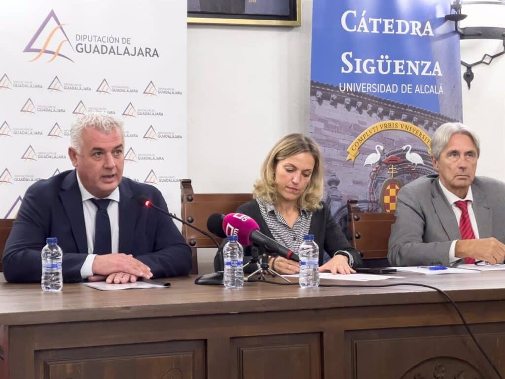 La UAH crea la Cátedra Sigüenza con apoyo de la Diputación para promocionar el turismo gastronómico