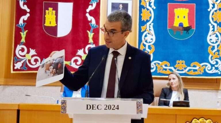 PSOE Talavera acusa a Gregorio de ser "el alcalde del fraude político" y de "ocupar su tiempo con mentiras"