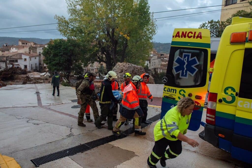 Page cancela su agenda en Cuenca para acudir al puesto de mando de Letur desde primera hora del miércoles