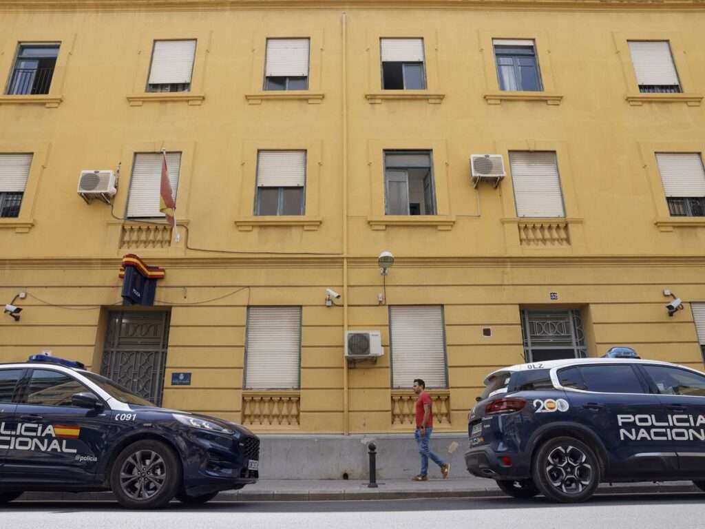 Arrestan a individuo en Palma por la posesión y difusión de más de 7.000 archivos de contenido pedófilo 5