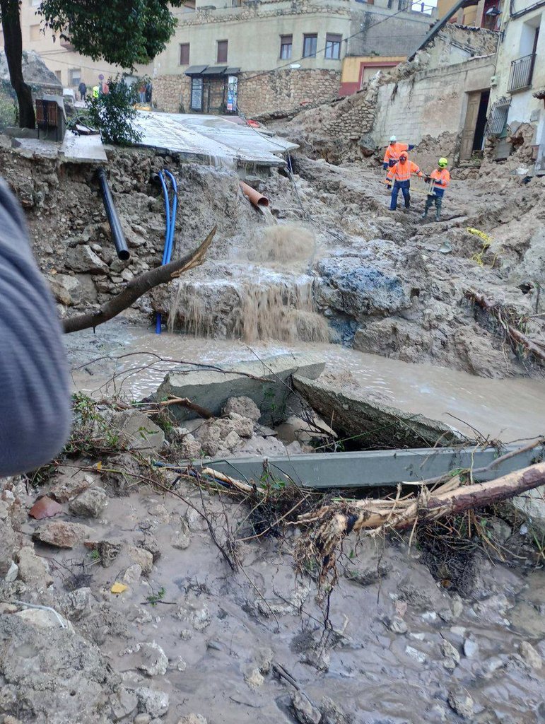 Letur facilita números de teléfono para atención de emergencias y mejora la seguridad de sus vecinos 1