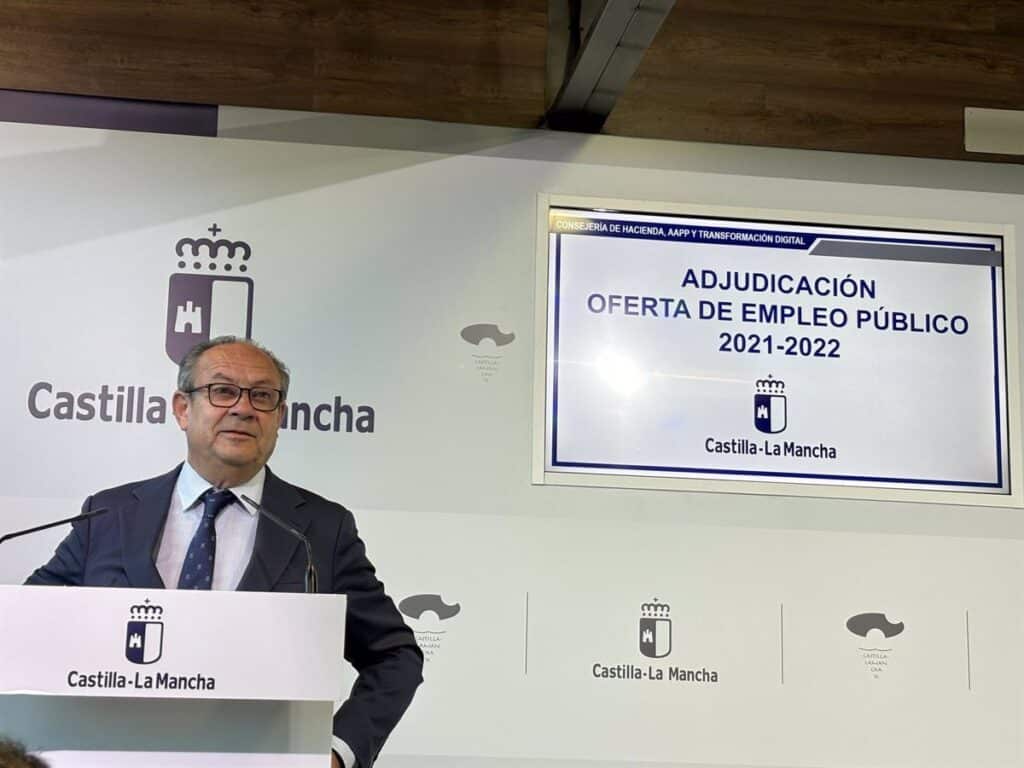 C-LM fija el último trimestre de 2025 para iniciar las oposiciones de 2.306 nuevas plazas en Administración General