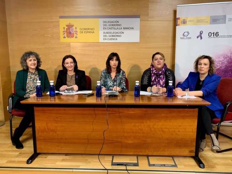 Más de un centenar de actividades y varios actos institucionales en Cuenca con motivo del 25N