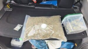 Detenido cuando transportaba un kilo de marihuana en su vehículo en Uceda (Guadalajara)