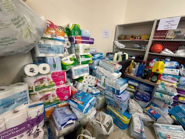 El Centro Social Juan de Ávila, epicentro de la recogida de alimentos y materiales en Ciudad Real