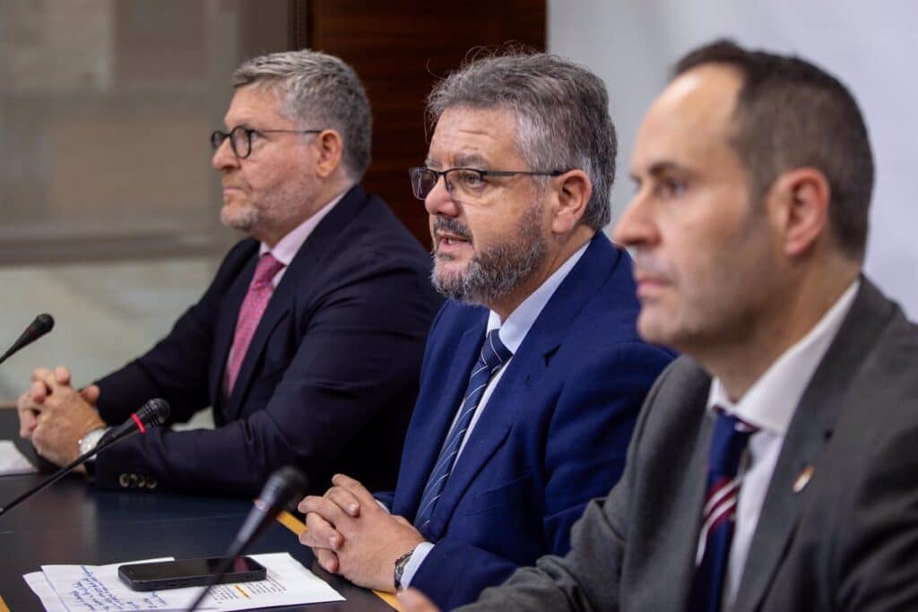 El PP de C-LM critica que Page se ausentase del debate sobre la DANA en las Cortes y no apoyase sus propuestas