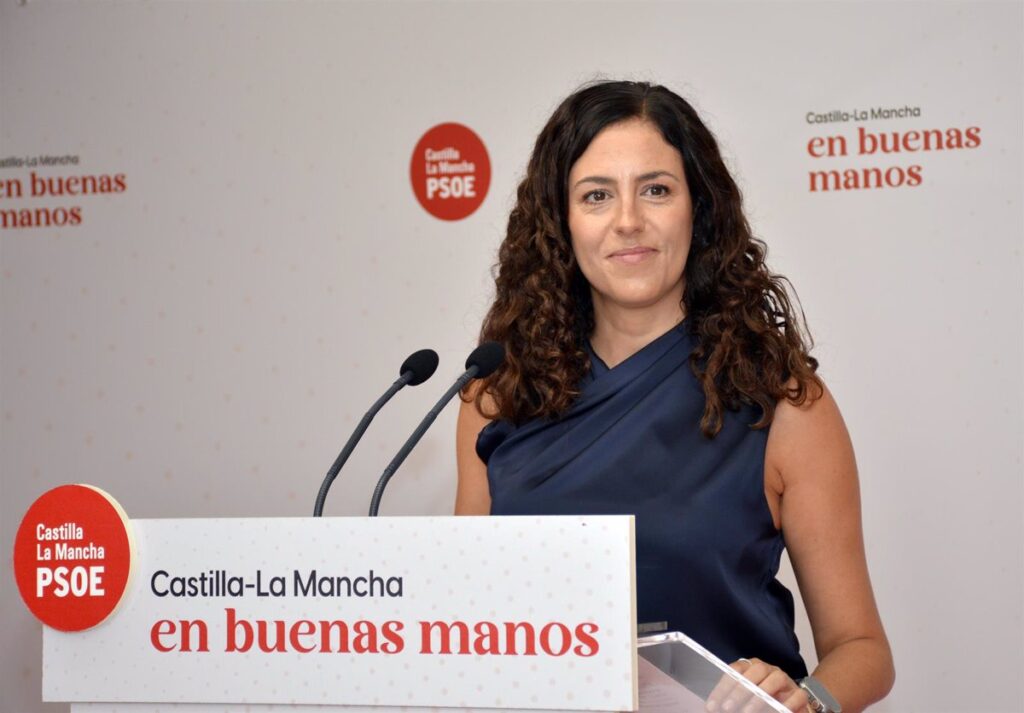 El alcalde de Toledo y la portavoz del PSOE en la ciudad mantienen su primer encuentro institucional este viernes