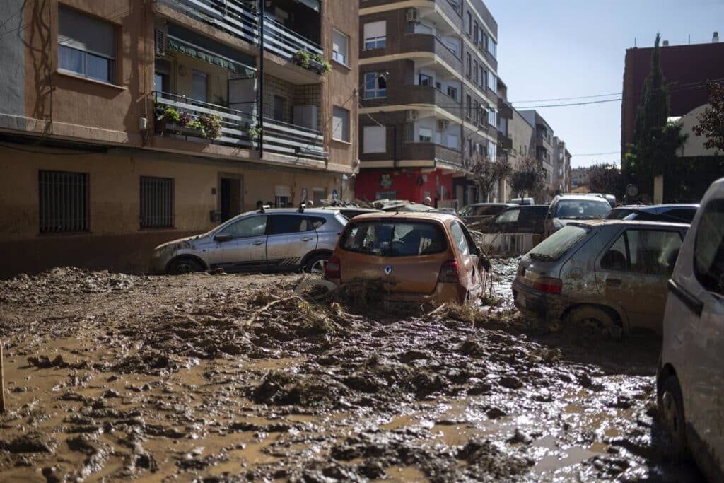 La Diputación de Guadalajara ofrece al Centro de Coordinación de Emergencias 24 vehículos y 41 profesionales