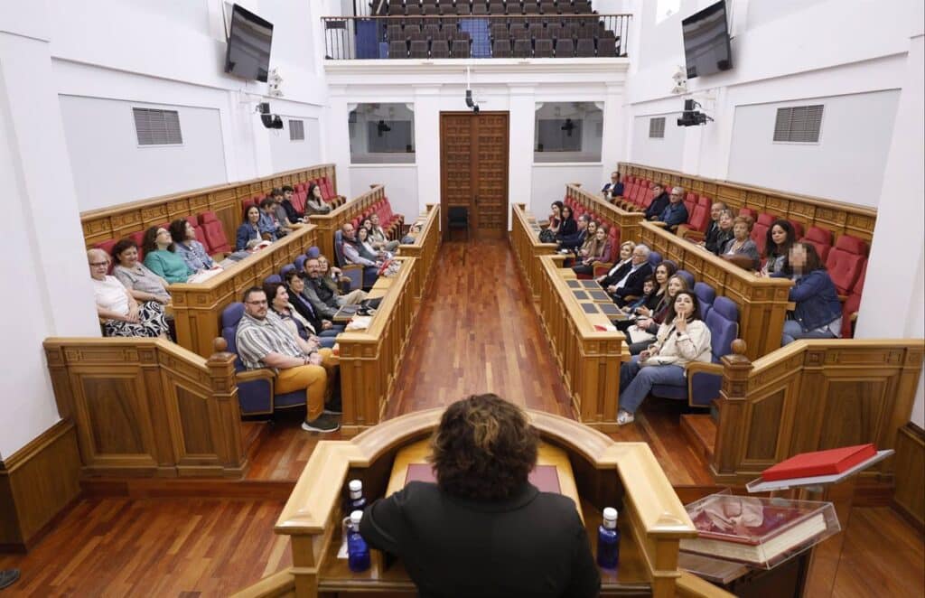 Las Cortes de C-LM vuelven a abrir este sábado sus puertas a la ciudadanía ofreciendo con una visita guiada