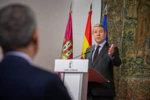 Page propondrá a Gobierno una agenda de armonización para mejorar colaboración de autonomías tras superar la emergencia