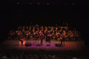 Rozalén canta en Cuenca con Letur en el alma para comenzar a quitarle barro a la esperanza