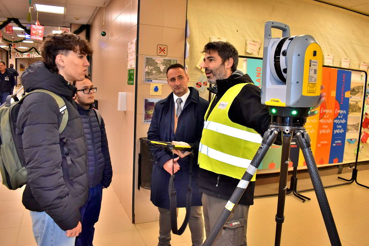 Revolucionando el Comercio Local: El Mercado Municipal Abraza la Planimetría Digital para un Futuro Innovador 3