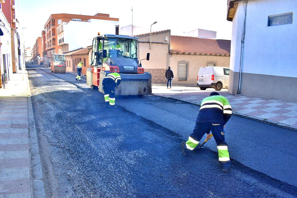 Renovación Urbana: Mejora la Infraestructura Vial en Calles Córdoba y Hernán Cortés con Nuevo Asfaltado 1