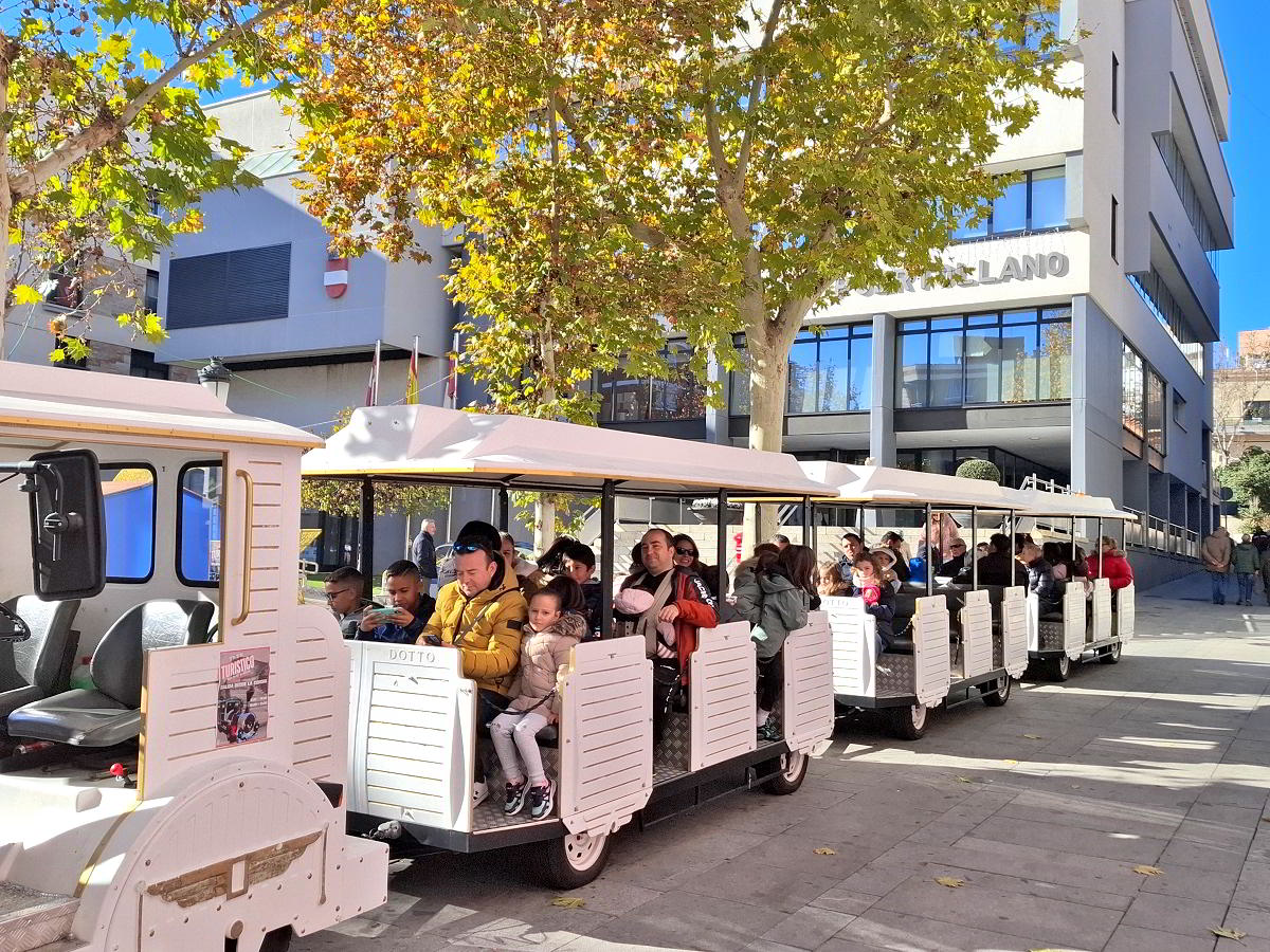 Auge del turismo ferroviario: el tren turístico aumenta sus rutas urbanas por el creciente interés de los viajeros 6