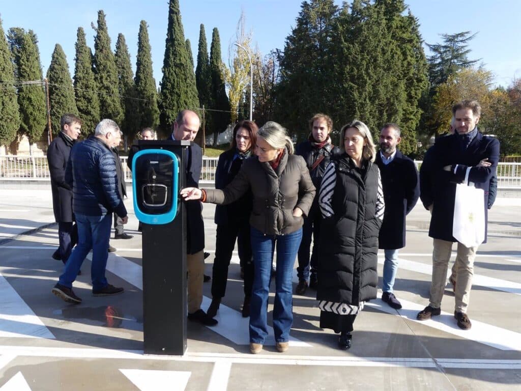 Inauguradas 400 plazas de aparcamiento disuasorio al lado de la Estación de Autobuses de Guadalajara y del futuro Campus