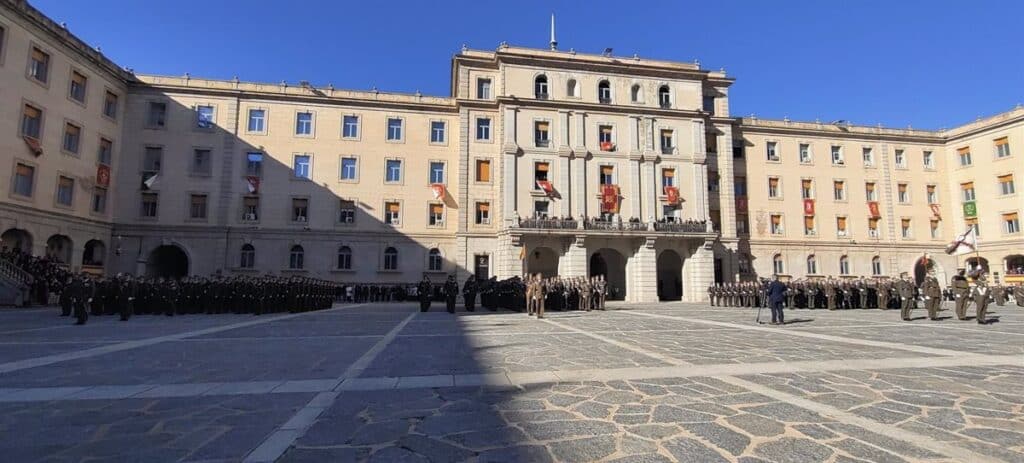 La Academia de Infantería engrandece al Ejército ante la DANA: "Nunca antes sintieron así el agradecimiento del pueblo"