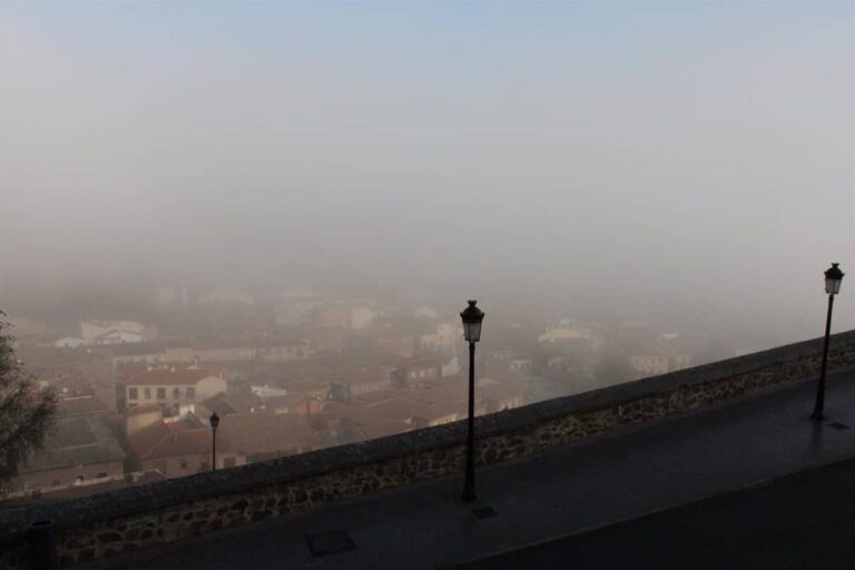 La Aemet activa el aviso amarillo por nieblas para este miércoles en La Mancha toledana y Ciudad Real