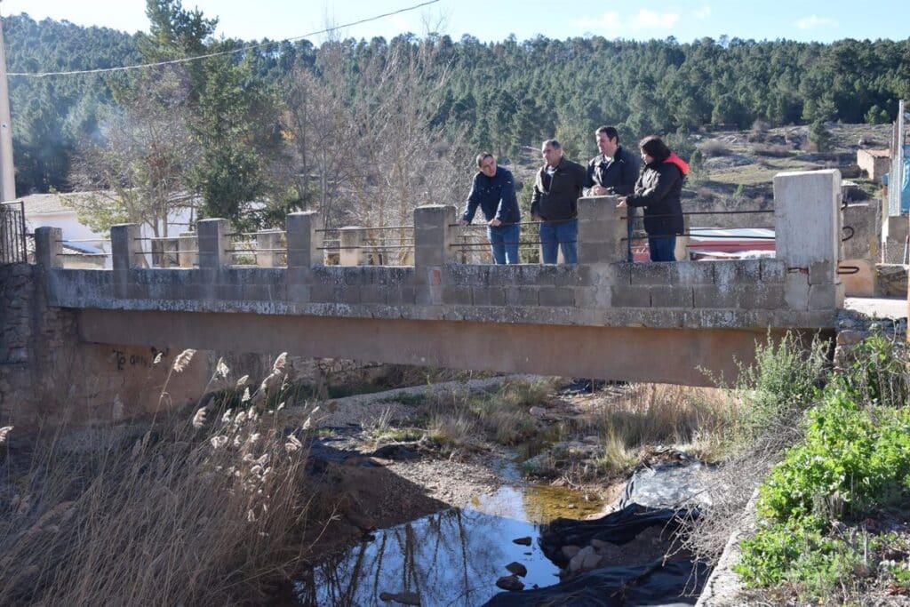 Diputación Cuenca contribuye con 20.000 euros a la reparación del entorno del río de Boniches, afectado por la DANA