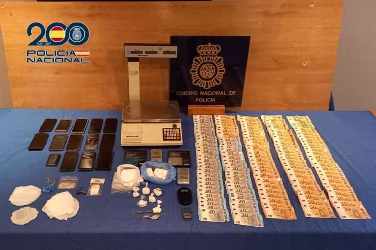 Una madre y su hijo, cabecillas de una red formada por siete personas que trataba y vendía cocaína en Talavera