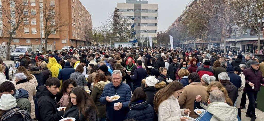 Más de 3.000 personas se citan en Ciudad Real para despedir el año comiendo migas