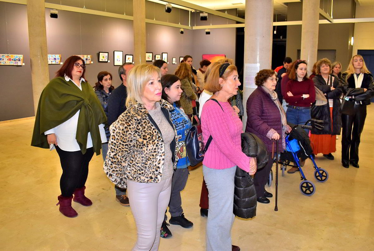 Explorando Fantasías y Feminidad: Cyntia Cerrato Presenta su Exposición de Cuentos y Protagonismo Femenino 1