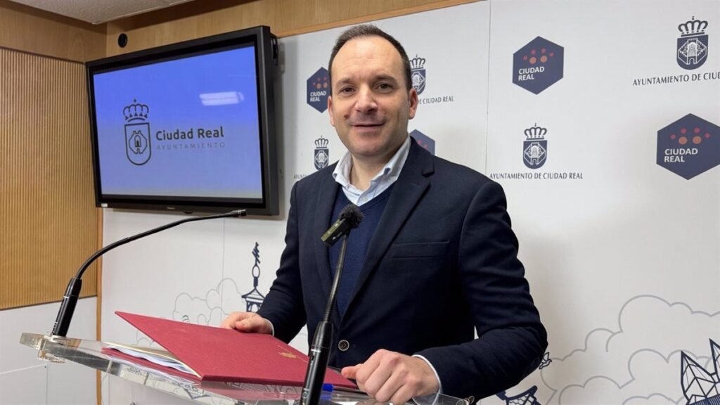 Ayuntamiento de Ciudad Real saca pecho del número de contrataciones realizadas en 2024, "un 400% más que en 2022"