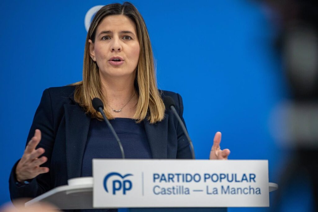 PP saca pecho de la última encuesta que deja sin mayoría absoluta a Page: "El cambio político en C-LM es tangible"