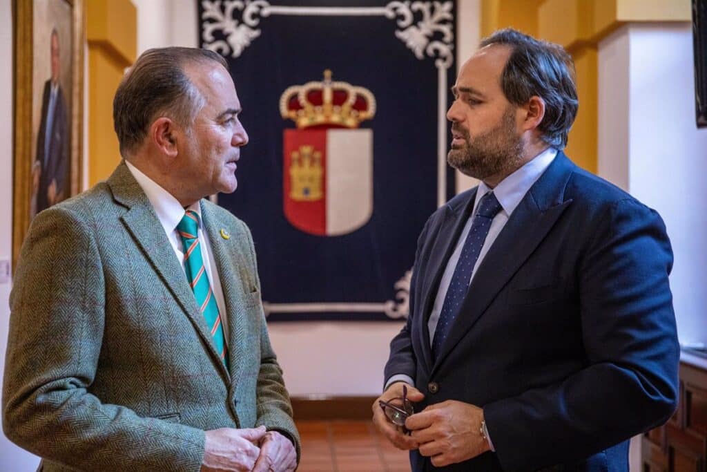 El PP de C-LM se une a la petición de prórroga a la central nuclear de Almaraz tras una reunión con la FEMP