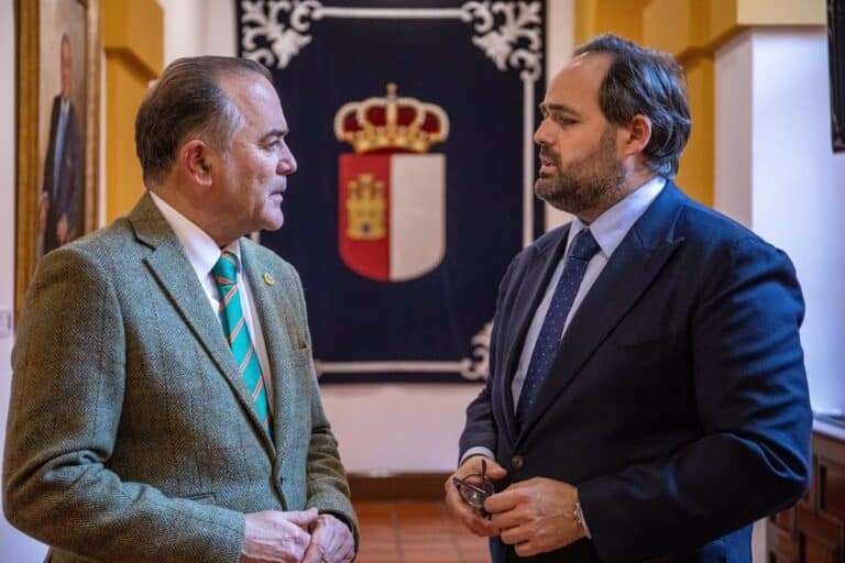El PP de C-LM se une a la petición de prórroga a la central nuclear de Almaraz tras una reunión con la FEMP