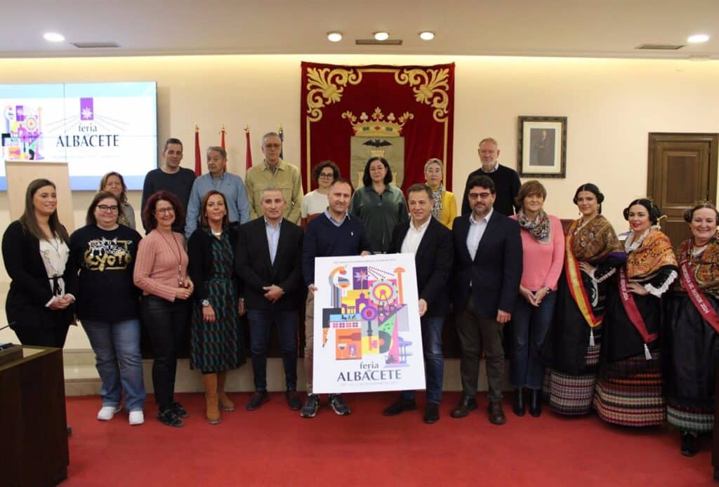 La Feria de Albacete 2025 comienza su andadura presentando su cartel anunciador, obra del diseñador cacereño Abel Rocha